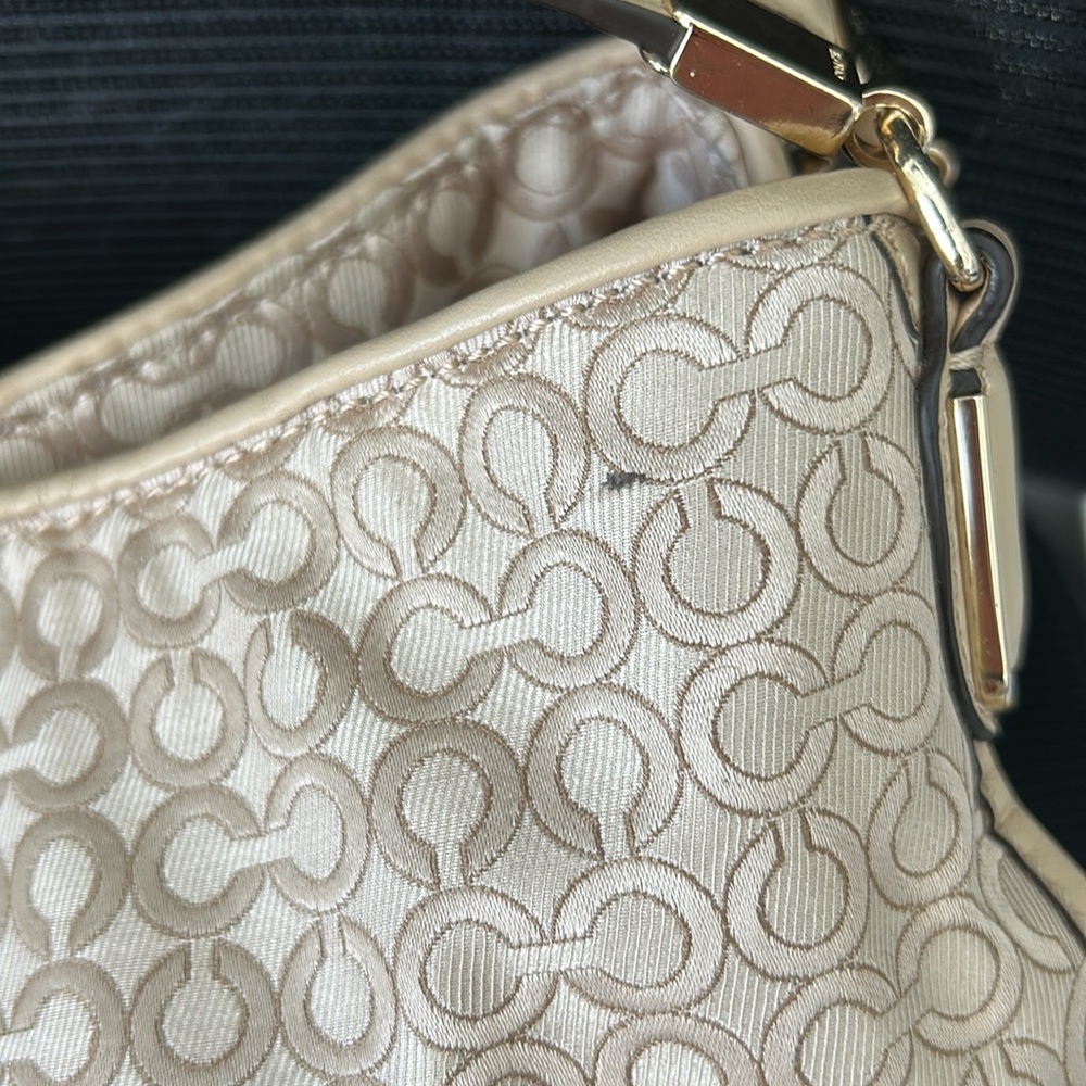 Coach Beige Signature Shoulder Bag - Picture 6 of 17